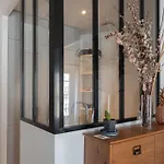 Nice 53 M Near Canal Saint-Martin