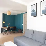 Nice 53 M Near Canal Saint-Martin